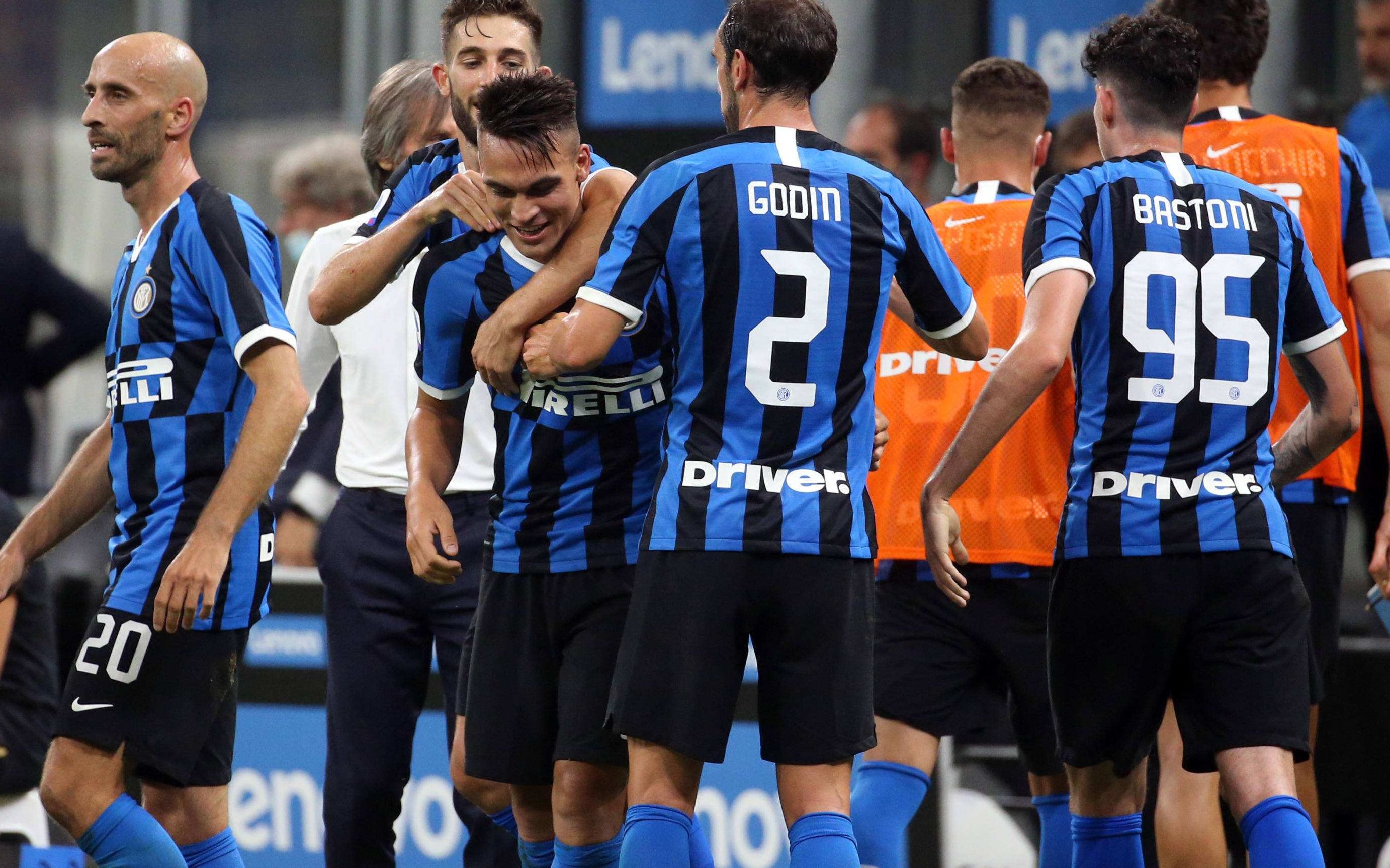 巴萨青训营中场人才井喷！拉马西亚再现黄金一代（巴萨中场新秀大爆发，拉玛西亚再造黄金一代）