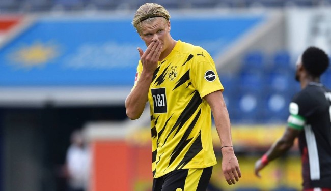 TA：菱形中场巩固了红军防守，伊萨克&埃基蒂克组合仍需磨合（战术解析：菱形中场稳住红军防线，伊萨克与埃基蒂克的组合仍待磨合）