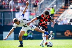 米体：弗拉泰西希望在冬窗离开国米，以获得更多的上场时间（米体：弗拉泰西倾向冬窗离队国米，寻求更多出场机会）