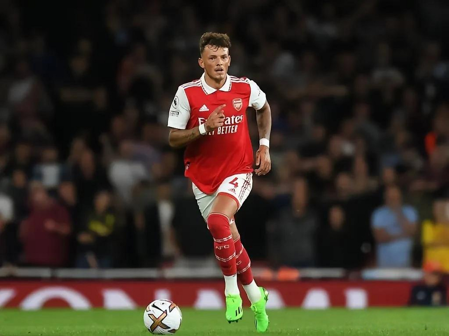 欧冠战报：巴洛贡打入唯一进球，摩纳哥1-0加拉塔萨雷（欧冠：巴洛贡打进制胜球，摩纳哥1-0击败加拉塔萨雷）