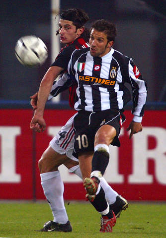 欧战连场破门，卡利穆恩多成为诺丁汉森林近42年第一人（卡利穆恩多欧战连场建功，成诺丁汉森林42年来首人）