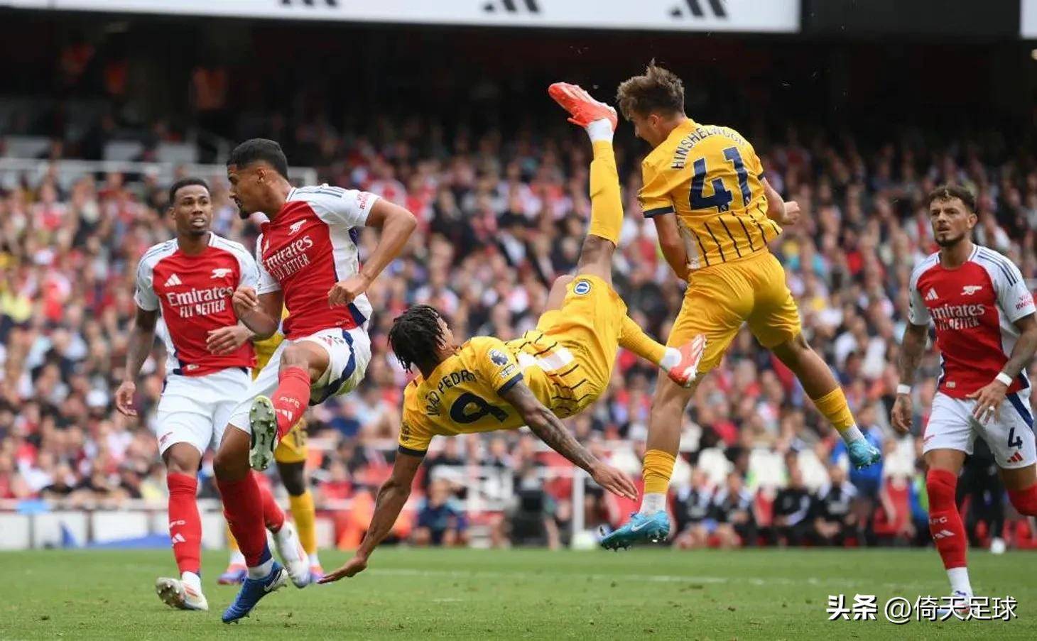 每体：巴萨对梅西重返诺坎普不知情，不清楚他是如何进入的（每体：巴萨并不知晓梅西重返诺坎普，其入场方式成谜）