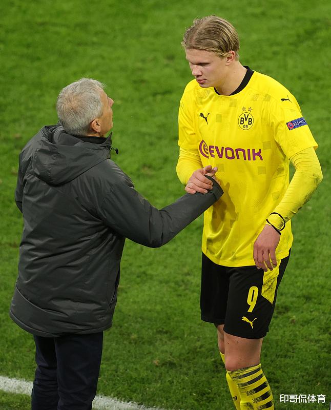 球星连续三次关键得分（球星三度关键时刻建功）