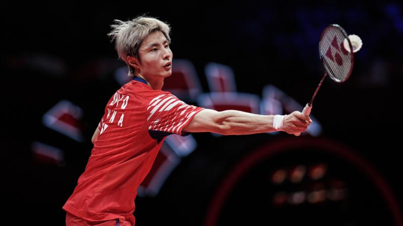 曼联错失良机，西汉姆联打击与英超联赛影响（曼联挥霍良机，西汉姆重击引发英超格局震荡）