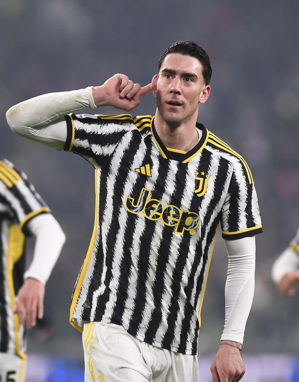 泽林斯基：在三天就踢一场的情况下，你不可能每场都赢三四个（泽林斯基：密集赛程下，别指望每战都三四球大胜）