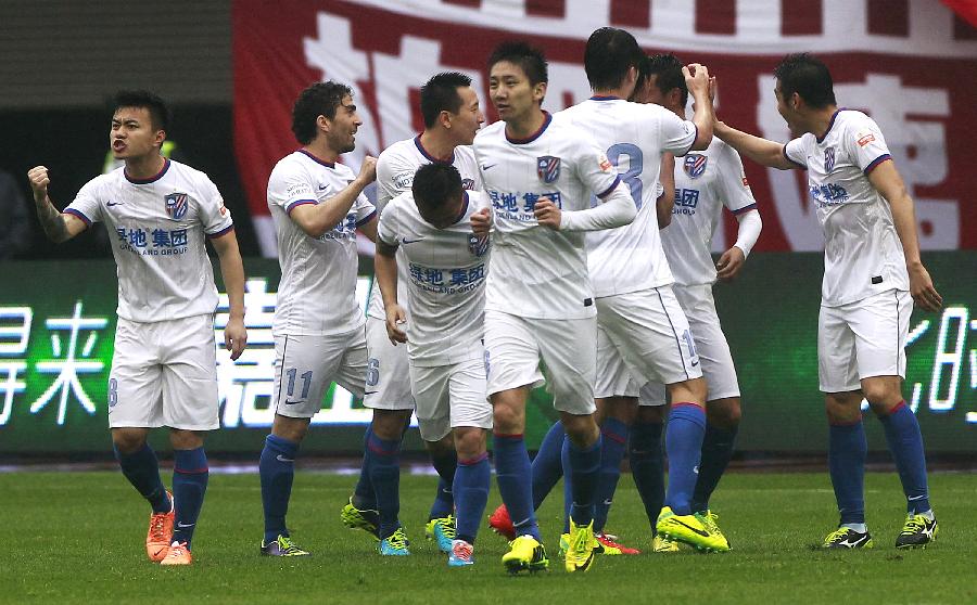 阿斯：阿诺德是左大腿肌肉受伤，与最近一次的伤处不同（阿斯报：阿诺德左大腿肌肉受伤，伤处与最近一次不同）