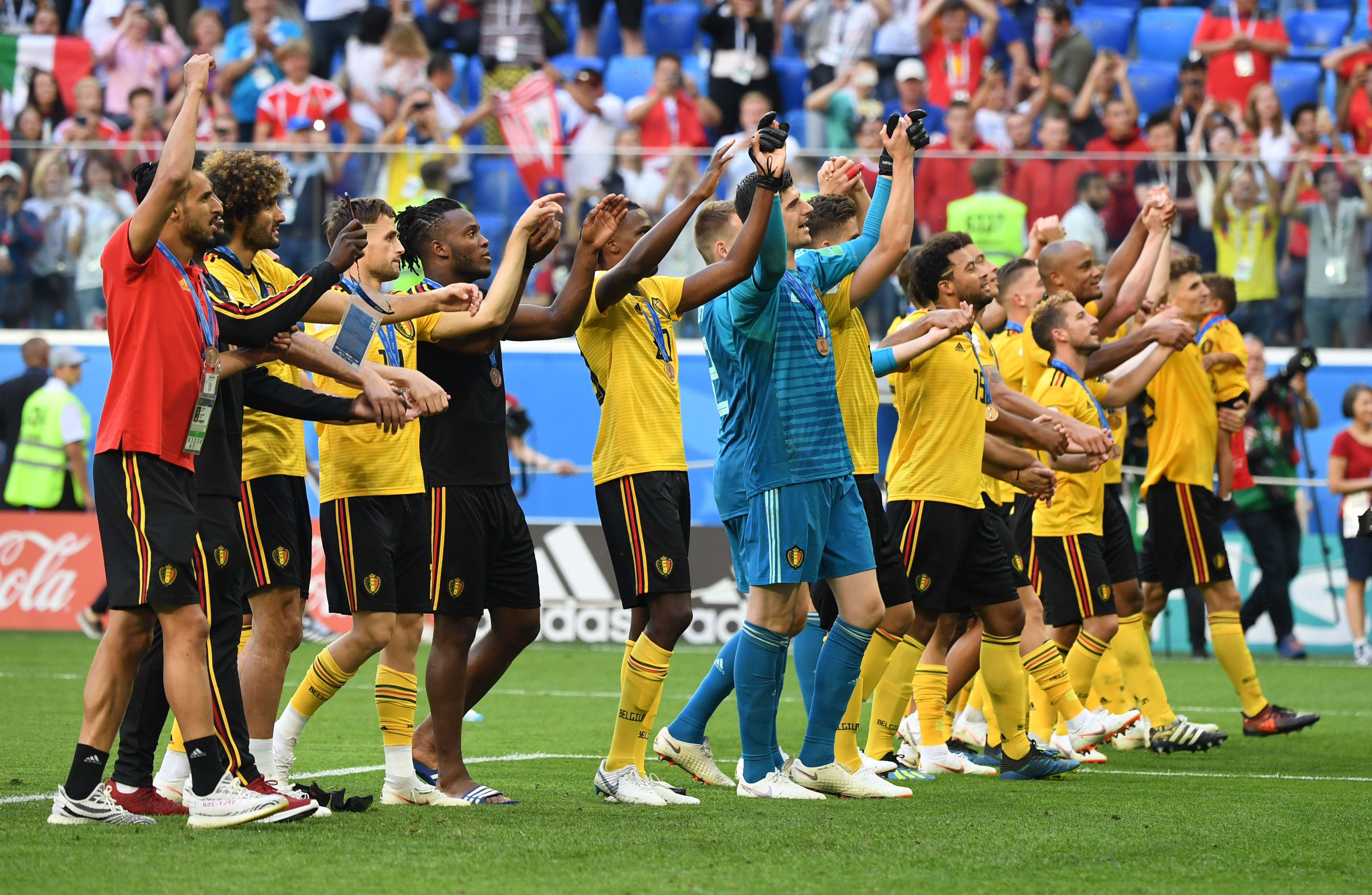 亚特兰大0-3萨索洛遭遇联赛7轮不胜，贝拉尔迪两射一传（萨索洛3-0完胜亚特兰大，后者联赛7轮不胜，贝拉尔迪两球一助）